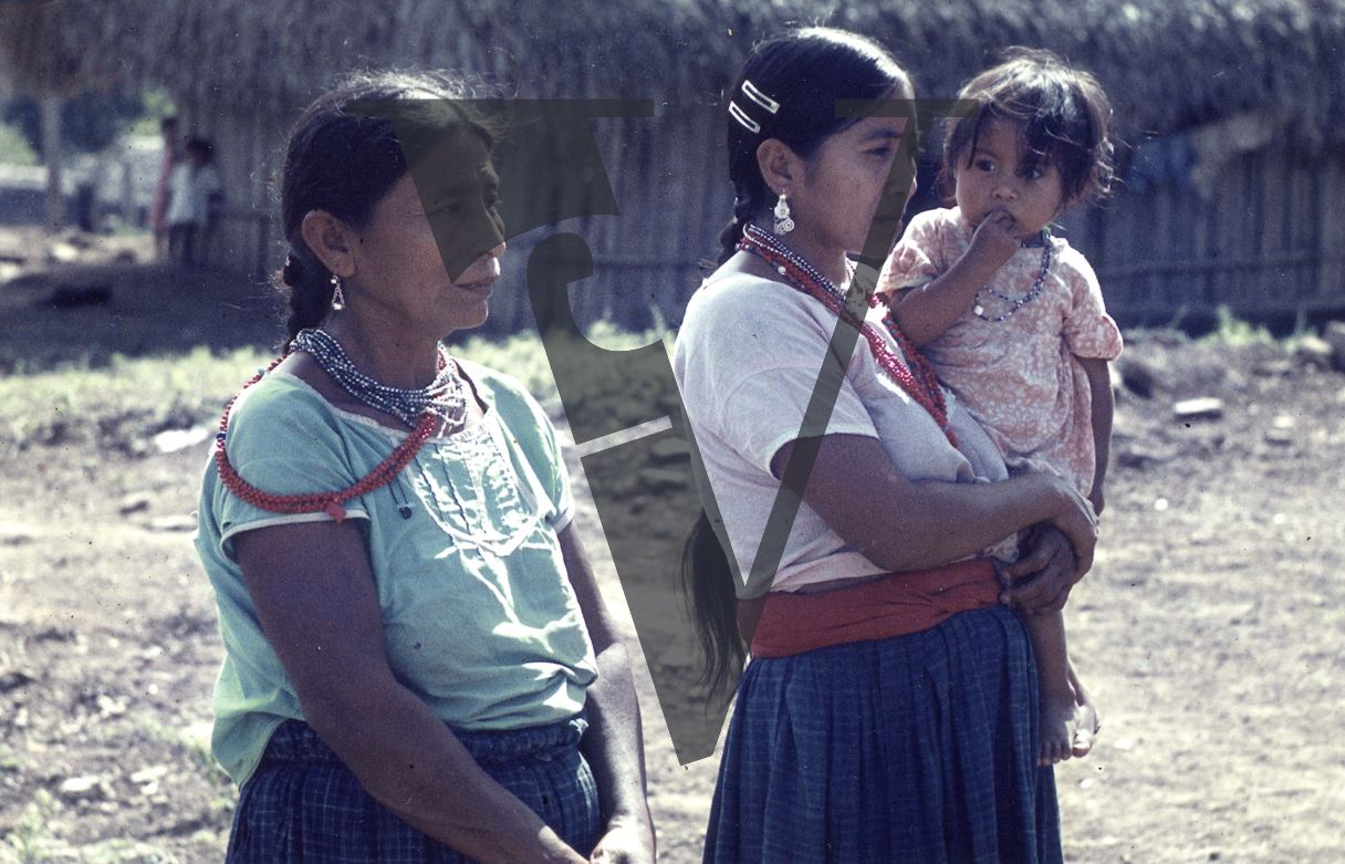 Belize, Kekchi Indians, mothers, and child.