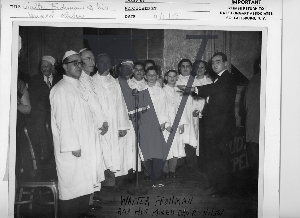 Walter Frohman with his choir, portrait, full shot.