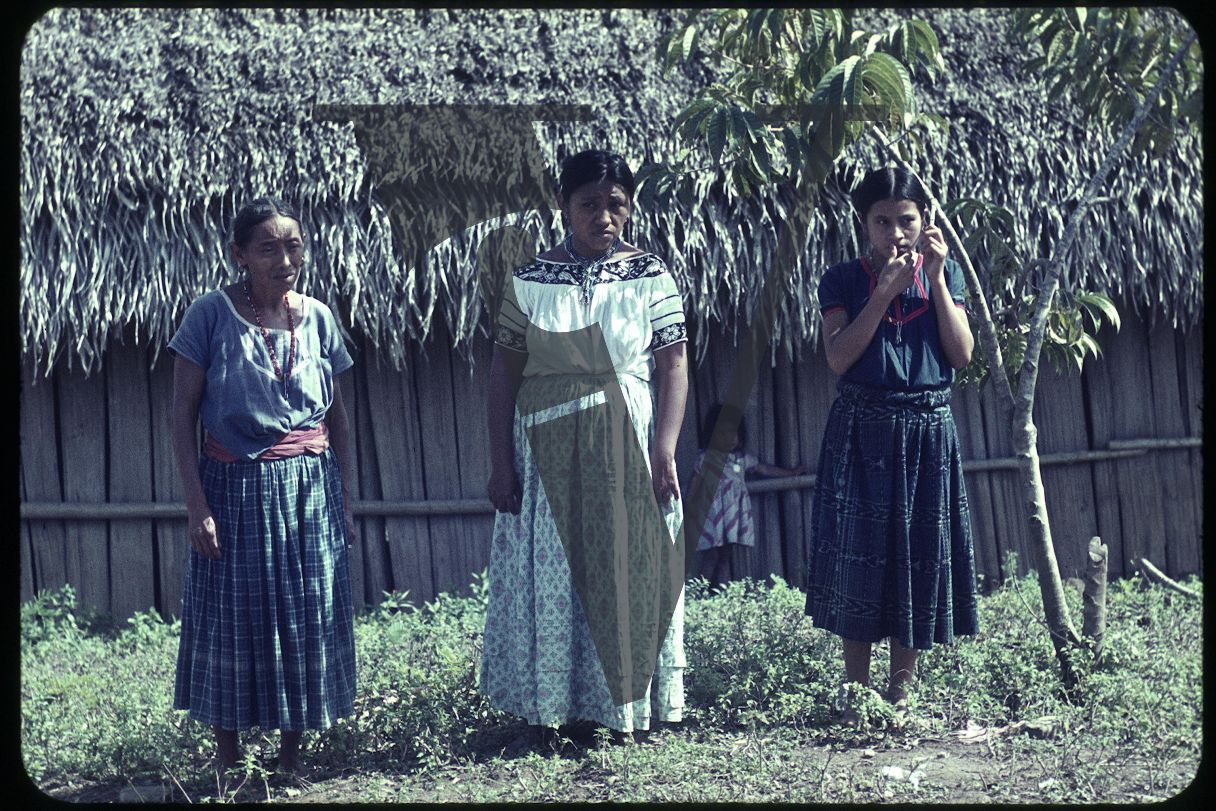 Belize, Three women in a line.