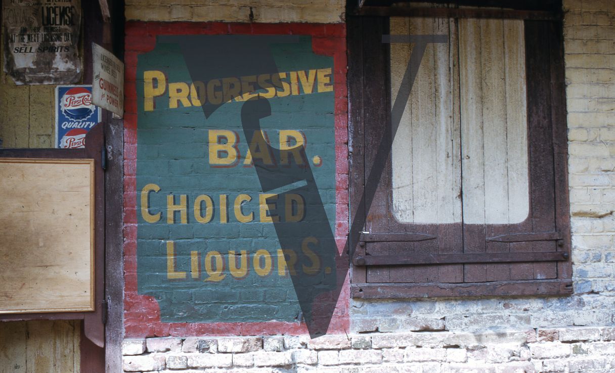 Jamaica, Progressive Bar Choiced Liquors, signage.