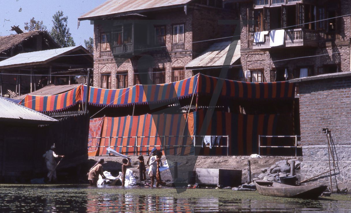 Kashmir, Lakeside houses.