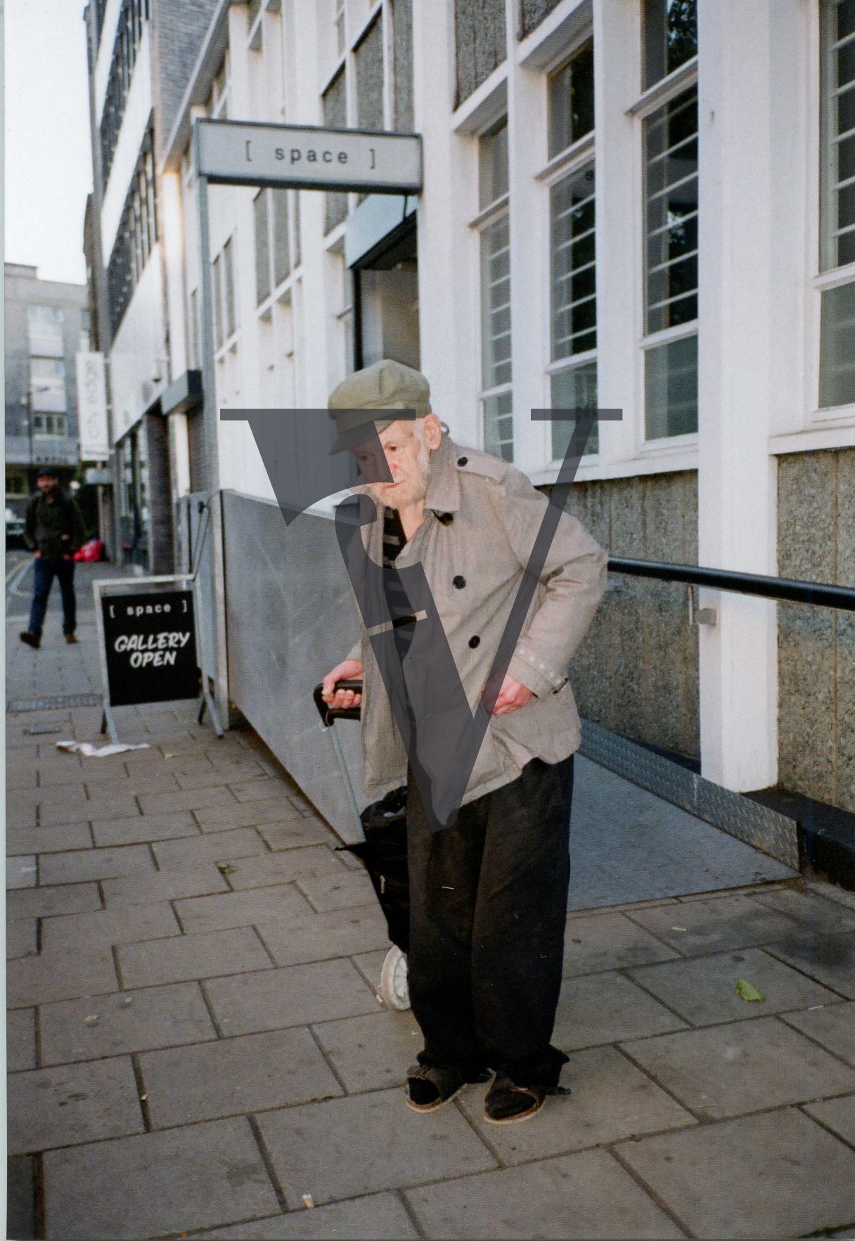 Gustav Metzger, outside SPACE Studios, Mare Street, Hackney.