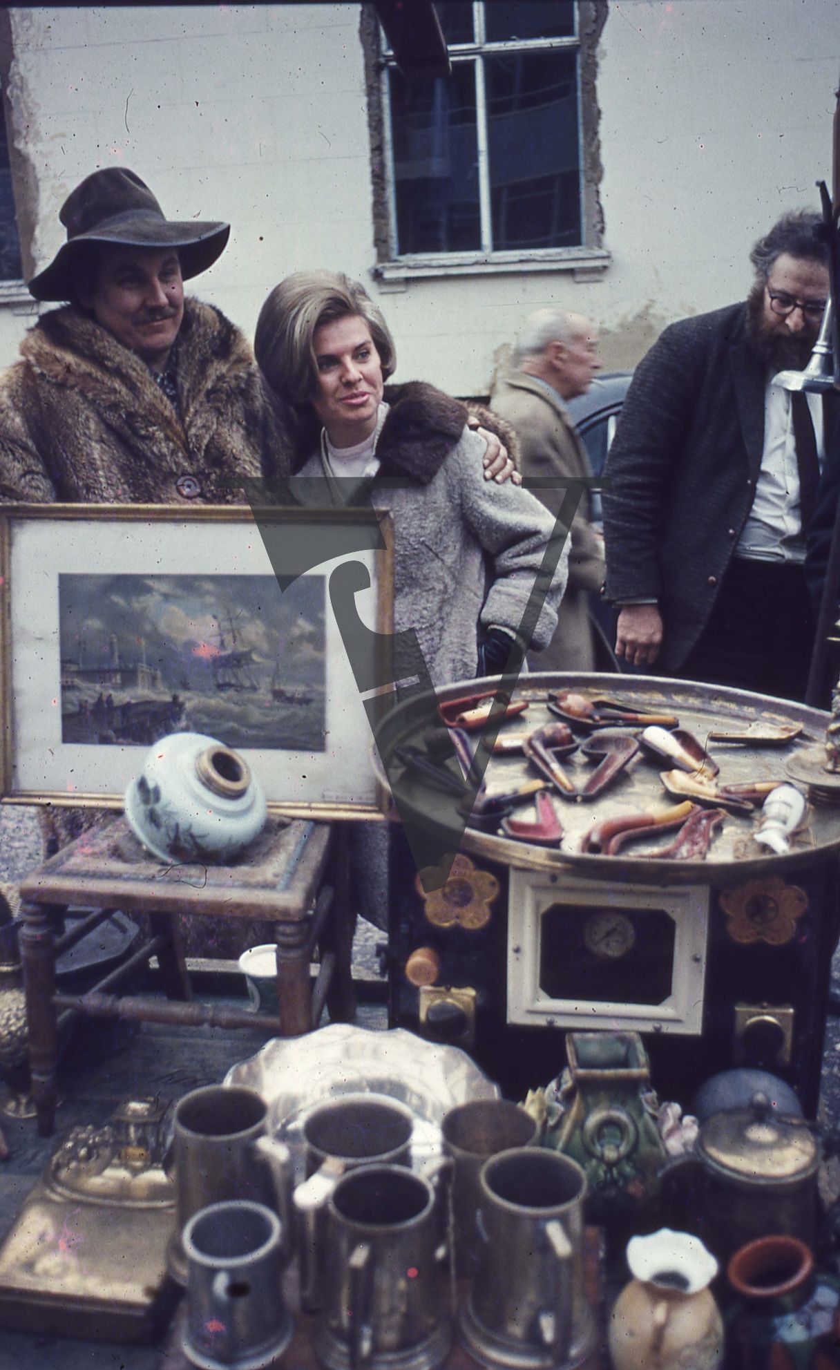 London, Sixties, antiques stall, Portobello Road market.
