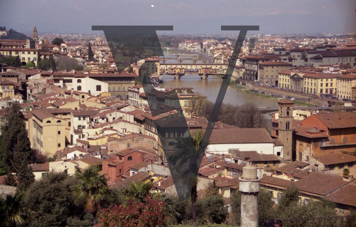 Italy, Bandiera per la Pace, Florence, river, Arno, aerial.