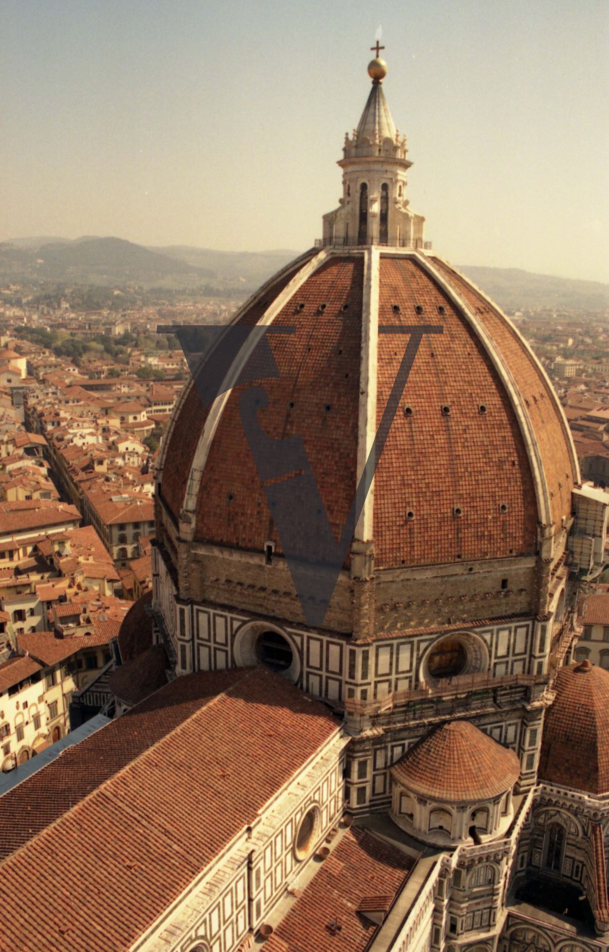Italy, Bandiera per la Pace, Florence, Cathedral, aerial, dome.
