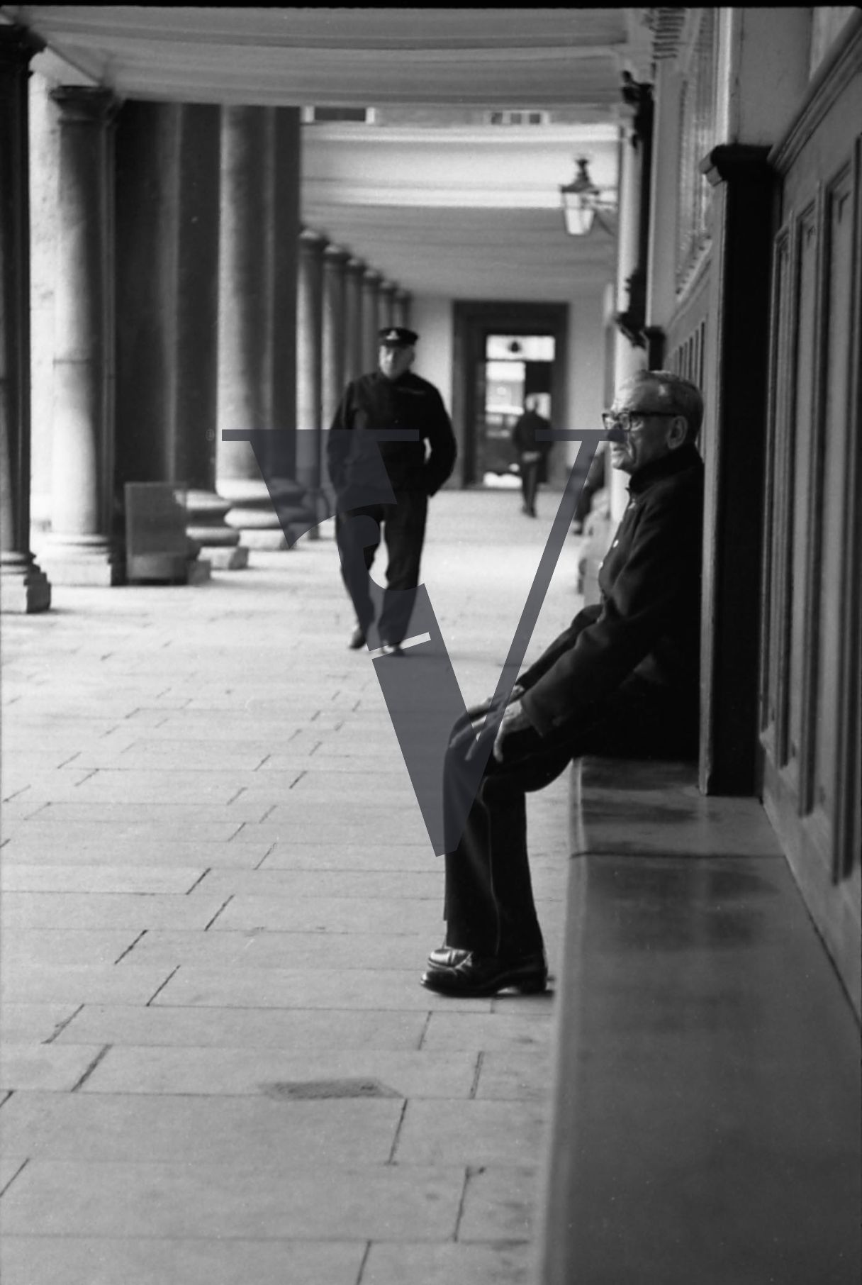 Royal Hospital, Chelsea Pensioners, man in courtyard.