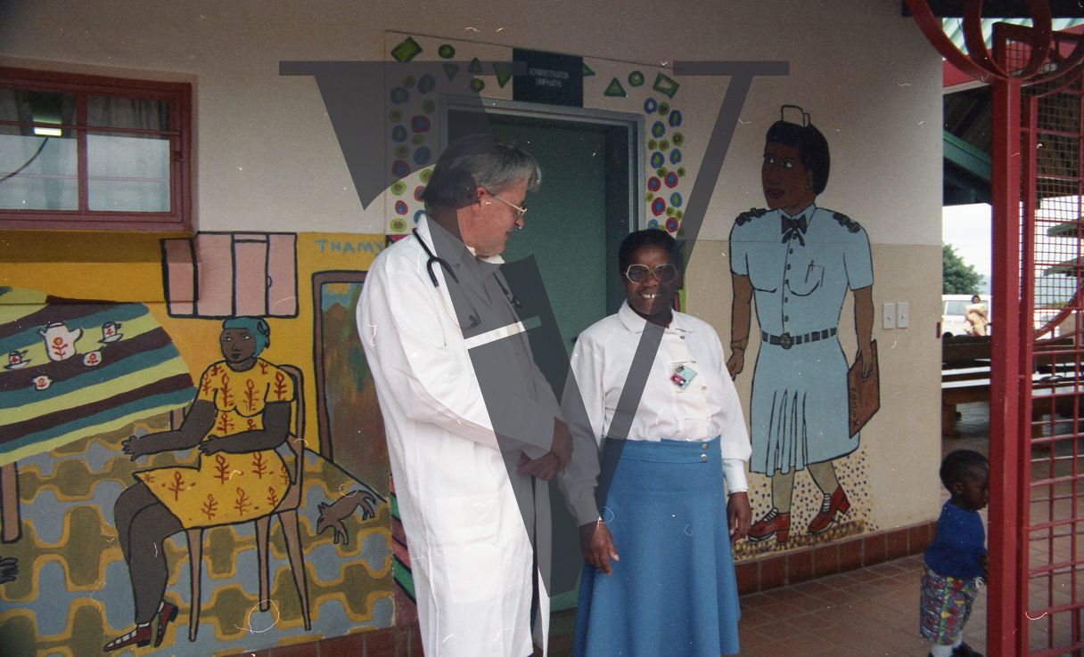 Sangoma, Zululand, Inyanga, Valley Trust, Dr. Pitt and nurse.