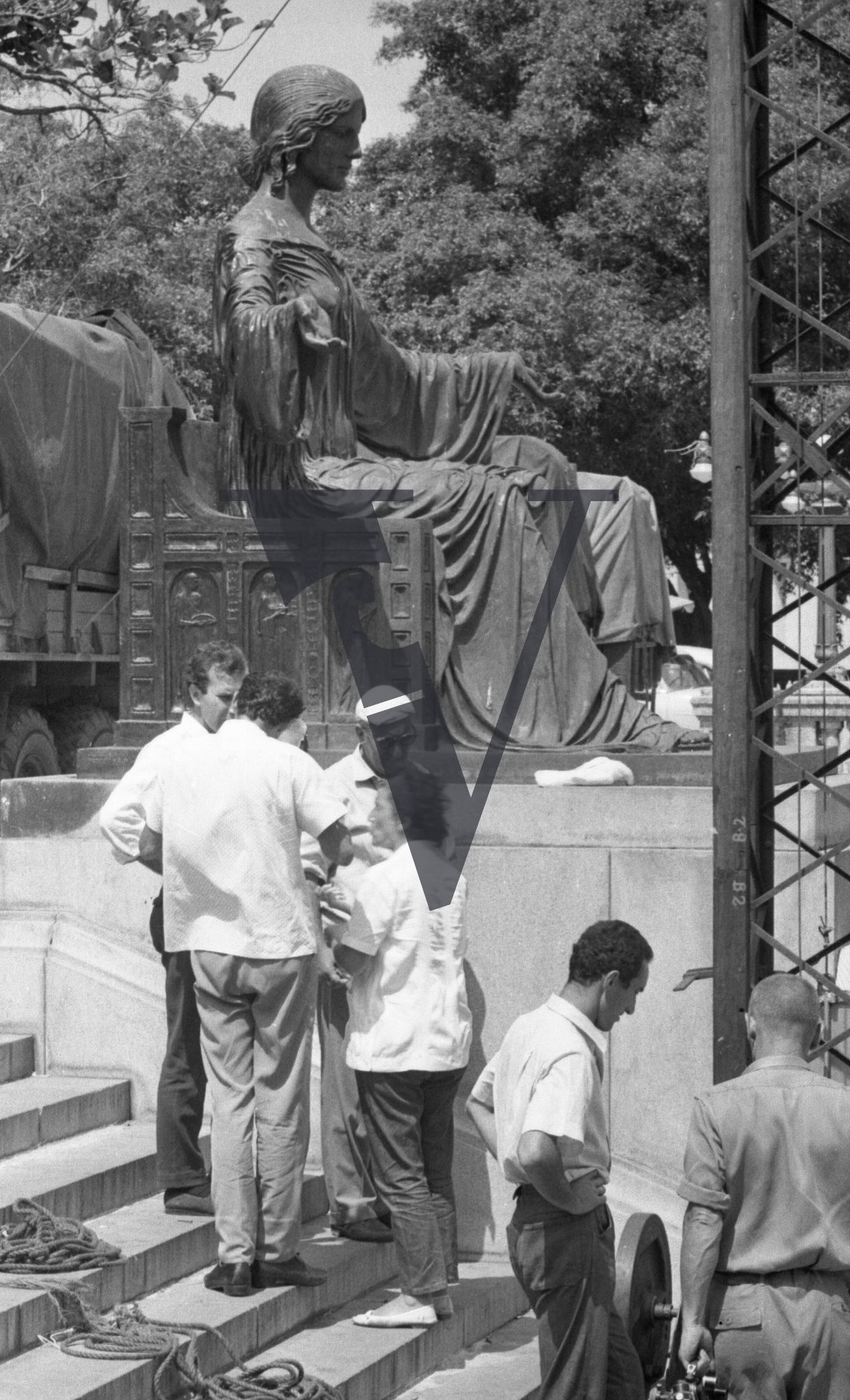 Cuba, Soy Cuba (I Am Cuba), production, Soviet-Cuba, statue.